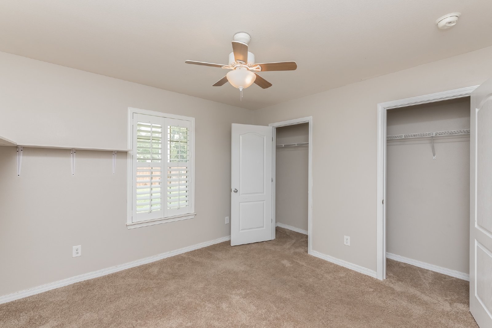 Kennedy Drive 8770 - 1 property image