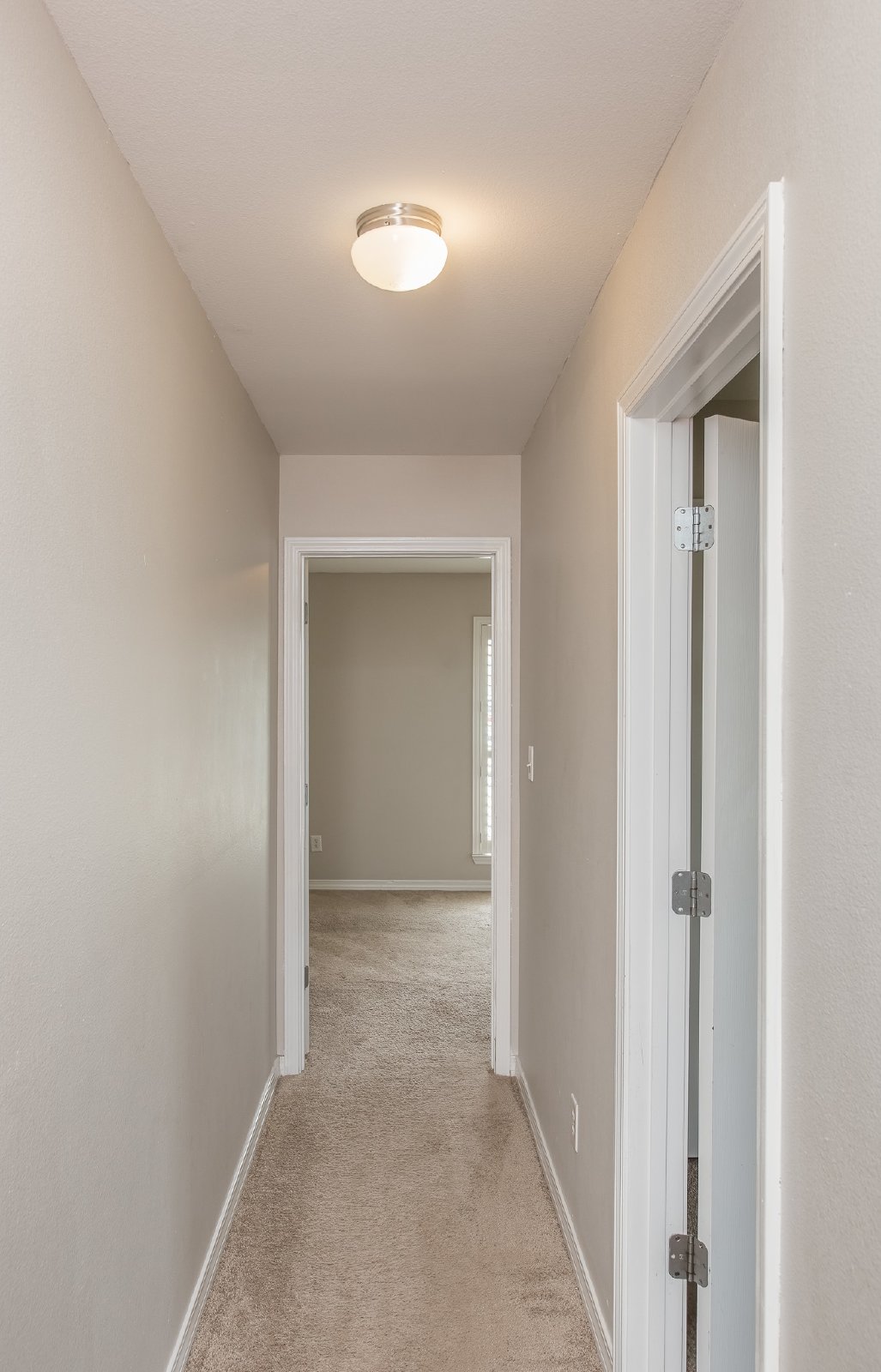 Kennedy Drive 8770 - 1 property image