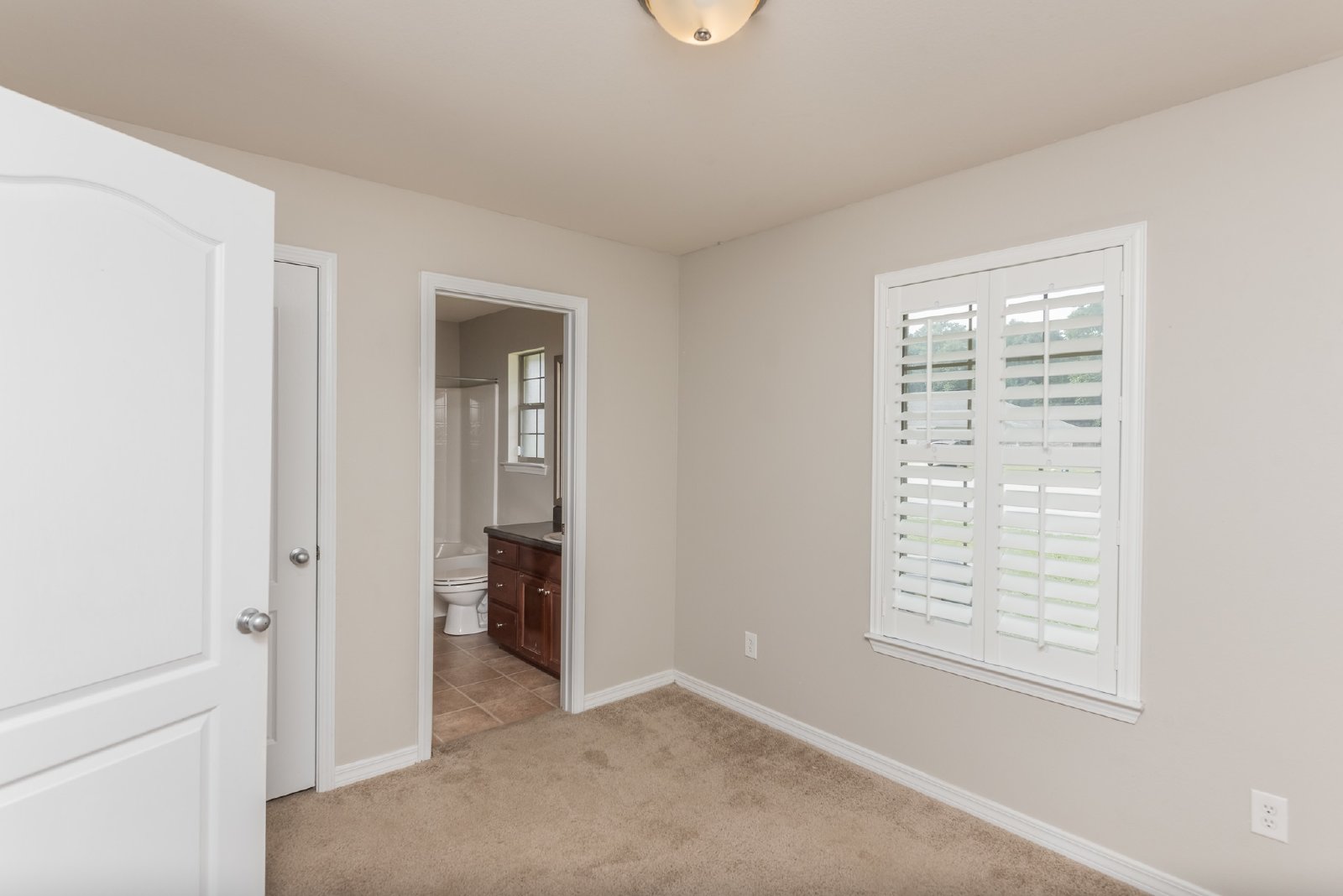 Kennedy Drive 8770 - 1 property image