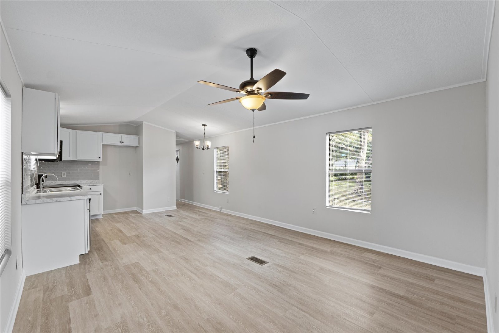 S Street North 3516 - 1 property image