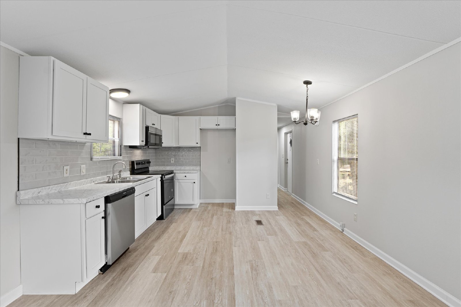 S Street North 3516 - 1 property image