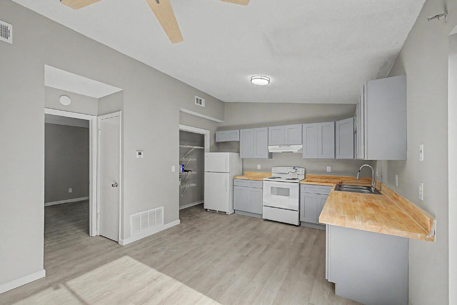 Kipling Street 8210 - C property image
