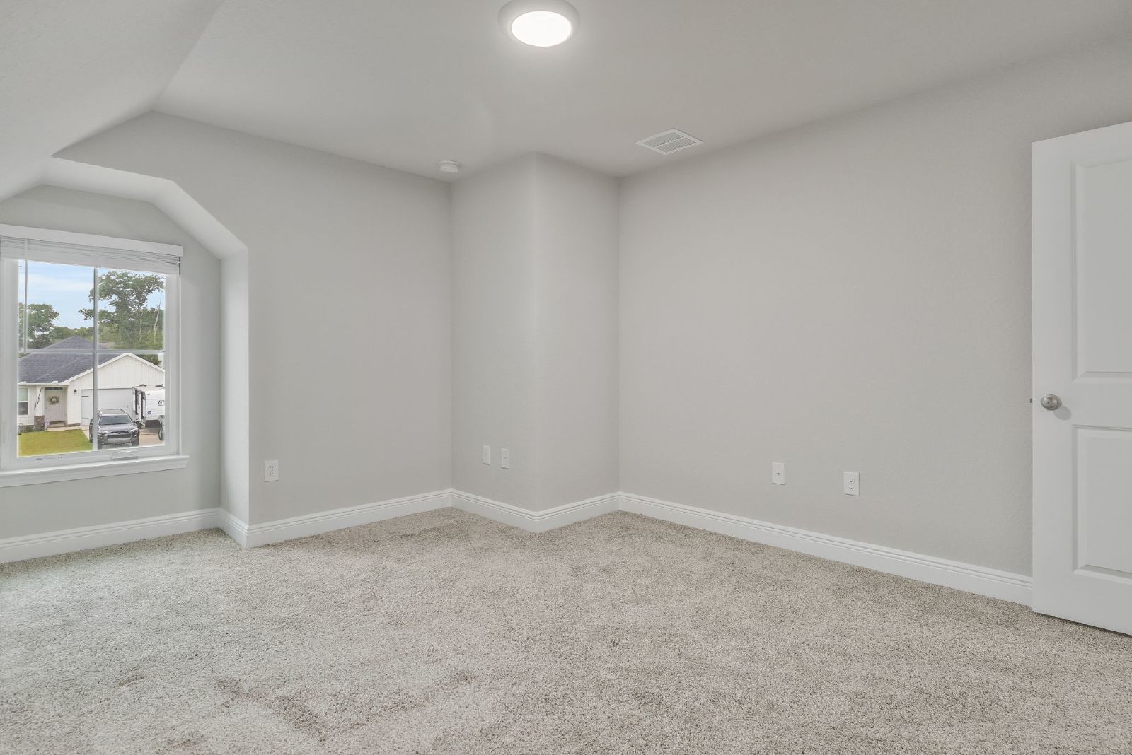 Parkside Drive 5402 - 1 property image