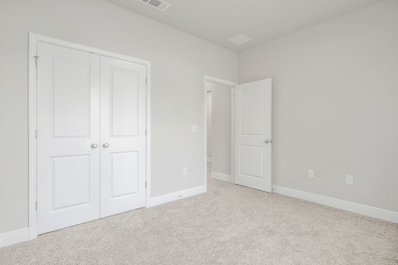 Parkside Drive 5402 - 1 property image